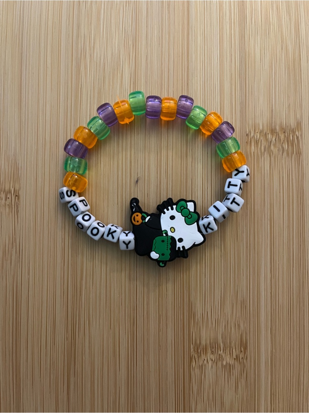 Hello Kitty Spooky Kitty Beaded Stretch Bracelet - Green, Orange, Purple